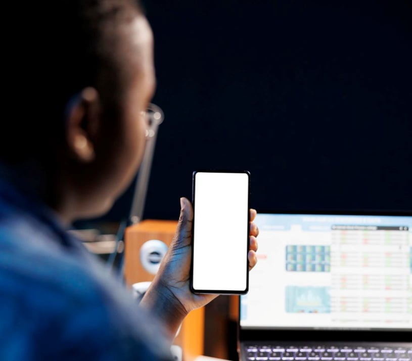 Workplace inspector using tablet